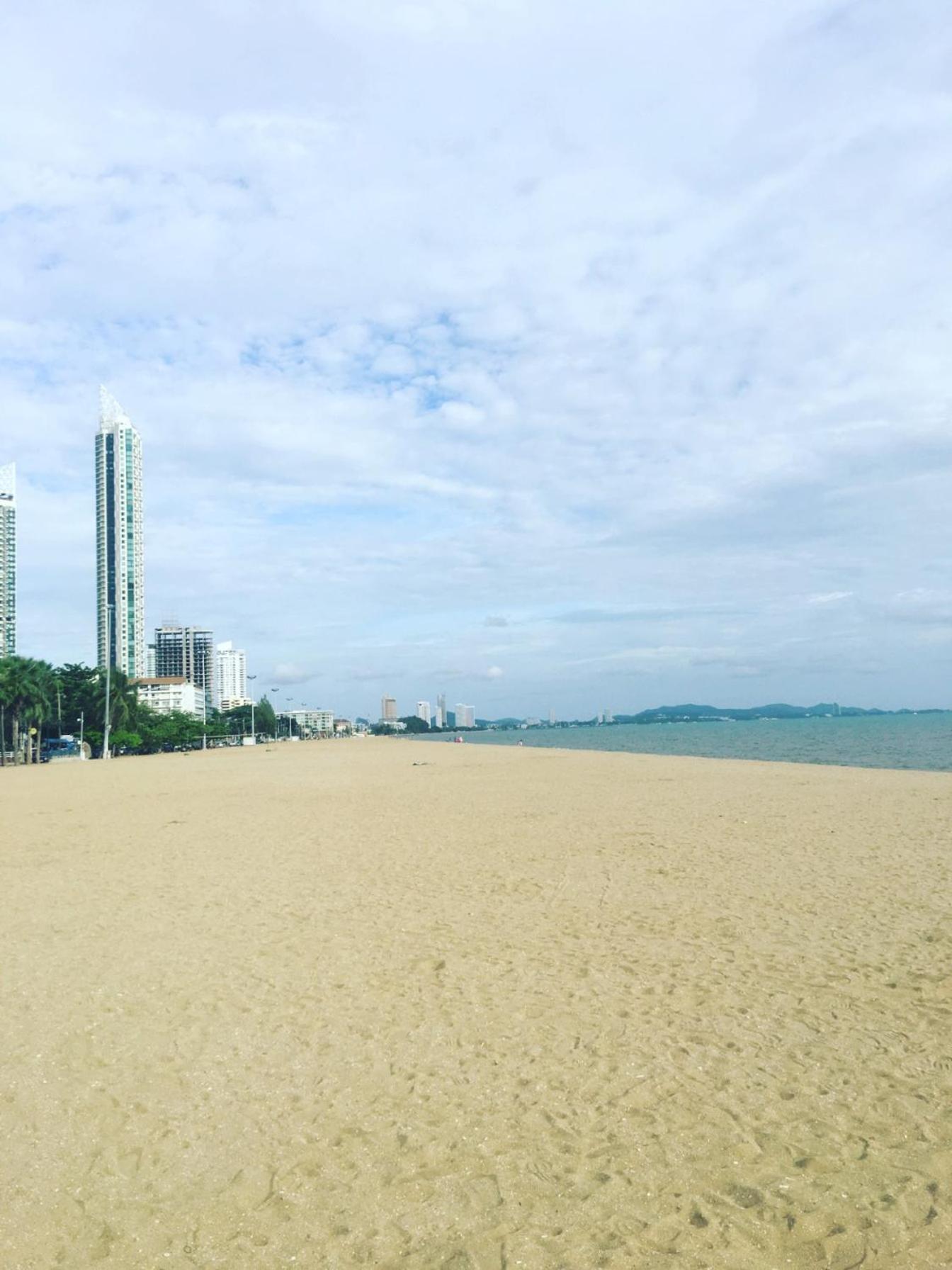 1 Bedroom Seaview Jomtein 9Th Jomtien Beach Extérieur photo